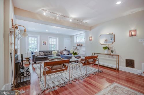 420 Allens Ln, Philadelphia PA 19119-3310 exterior