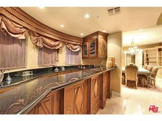 1769 Westridge Rd, Los Angeles CA  90049-2515 exterior
