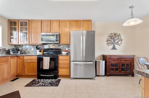 7524 Quatar Way, Aurora CO 80016-7134 exterior