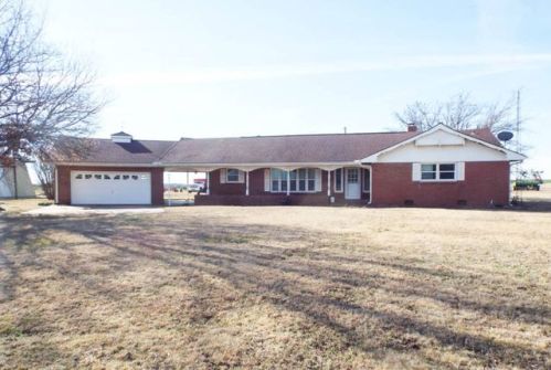 26621 Phillips Ave, Garber, OK 73738-1403