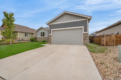 875 Saddleback Dr, Milliken, CO 80543-3243