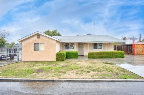 210 Santa Cruz St, Madera, CA 93637-5320