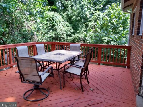 158 Fleetwood Ter, Silver Spring, MD 20910-5511