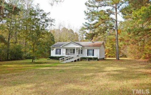 419 Moulton Rd, Louisburg, NC 27549-7751