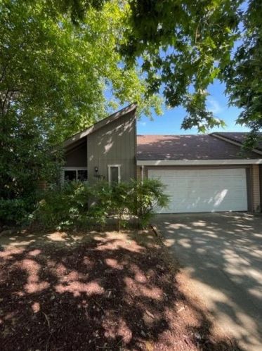 10820 Paiute Way, Rancho Cordova, CA 95670-5624