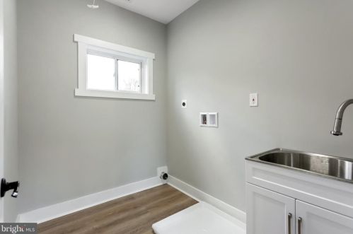 17710 Striley Dr, Ashton MD  20861-9763 exterior