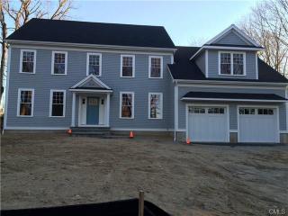 334 Morehouse Hwy, Fairfield, CT 06825-2713