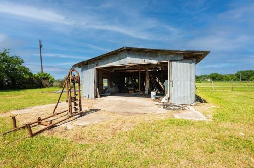 7942 County Road 392, Princeton TX 75407-4513 exterior