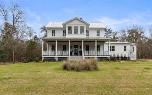 3275 Black Swamp Rd, Johns Island, SC 29455-8955