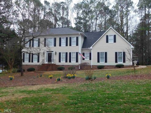 122 Lismore Dr, Lagrange, GA 30240-9577