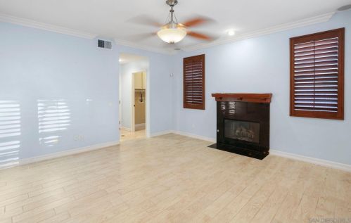 1728 Picket Fence Dr, Chula Vista CA  91915-1858 exterior