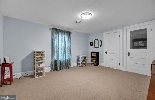 987 Baltimore St, Hanover PA  17331-4413 exterior