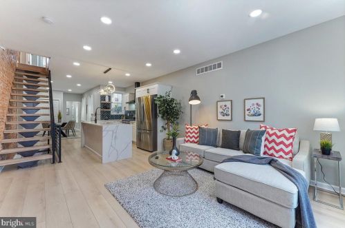 1730 20th St, Philadelphia PA  19145-2043 exterior