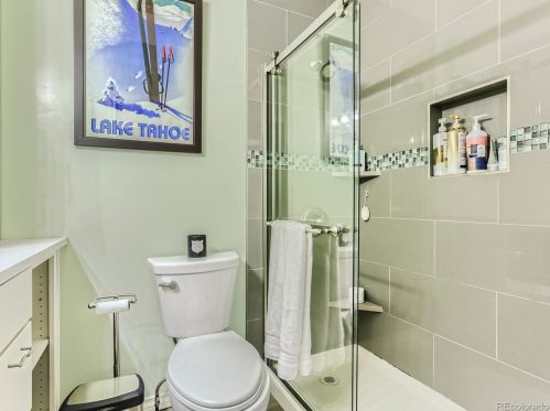 1951 Downing St, Denver CO 80210-4126 exterior