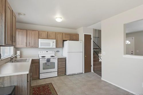 18952 Arizona Pl, Denver CO 80017-4522 exterior