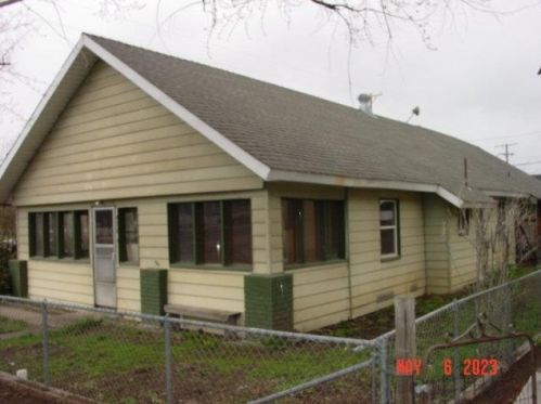 496 2nd Ave, Portola, CA 96122-9411