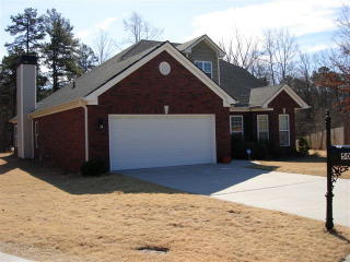 505 Southern Ct, Athens, GA 30606-8402