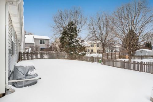 1642 Estate Cir, Naperville IL  60565-6790 exterior