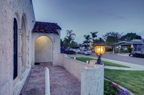 2920 Bancroft St, San Diego, CA 92104-5128