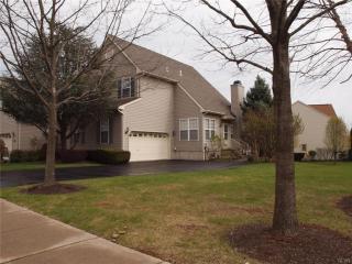 153 Susquehanna Trl, Allentown, PA 18104-8582