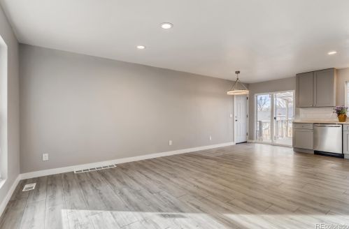 1661 Walden Ct, Denver CO 80016-1189 exterior