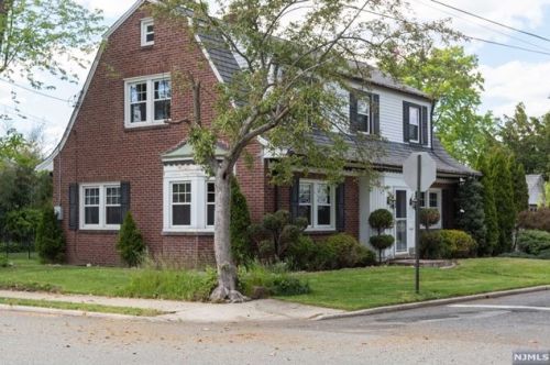 36 Cooper Ave, Dumont, NJ 07628-3528