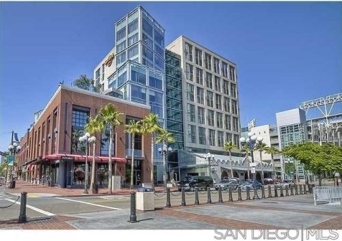 207 5th Ave, San Diego, CA 92101-6908