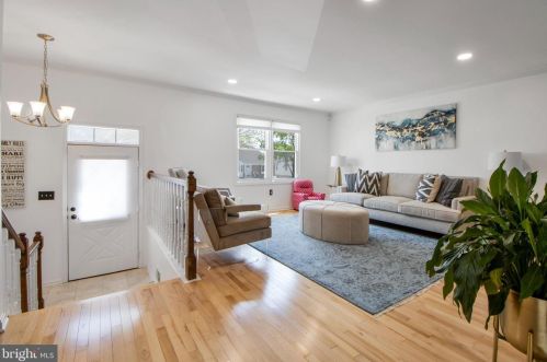 14432 Bakersfield Ct, Silver Spring, MD 20906-1956