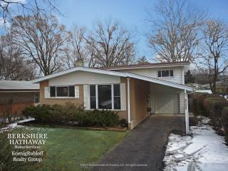 9509 Kedvale Ave, Skokie, IL 60076-1424
