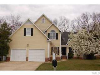 122 Marquette Dr, Cary NC  27513-3484 exterior