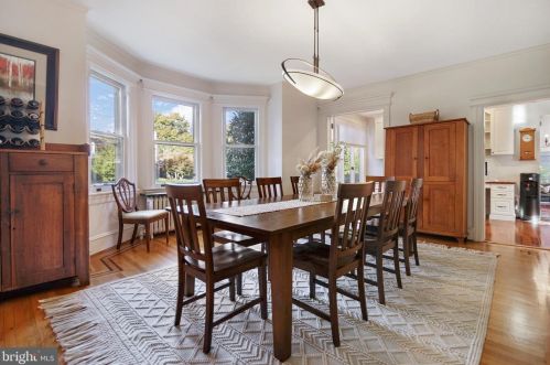 501 Warwick Rd, Tavistock NJ 08033-3831 exterior