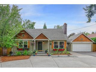 12153 Oatfield Rd, Portland, OR 97222-6950