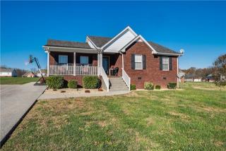 205 Brittany Ln, Portland, TN 37148-2371