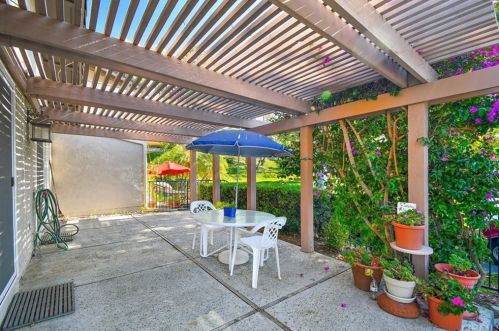 6576 Paseo El Greco, Anaheim CA  92807-5012 exterior