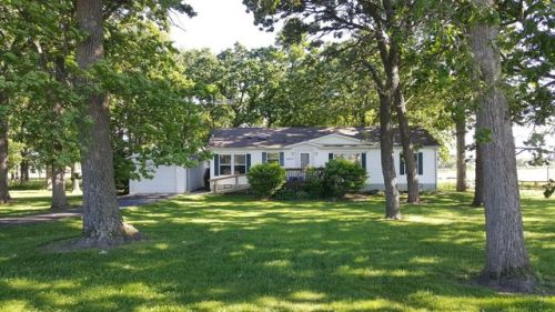2493 Kelly Rd, Argyle, IL 61011-9711