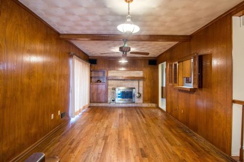 818 Wildgrove Dr, Garland TX  75041-4434 exterior