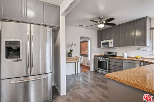 728 26th St, Santa Monica CA  90402-3150 exterior