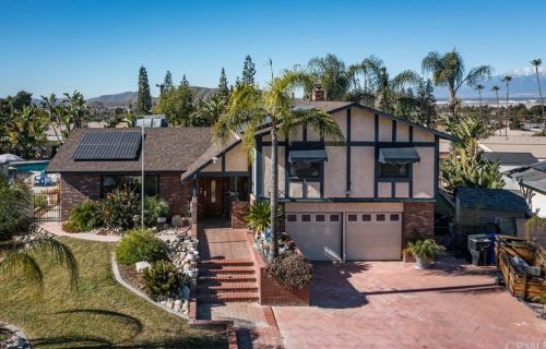 12172 Country Club Ln, Colton, CA 92313-5341