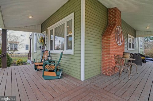 525 Park Blvd, Haddonfield NJ  08033-2938 exterior