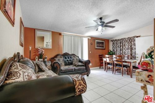 44010 Carolside Ave, Lancaster, CA 93535-3535
