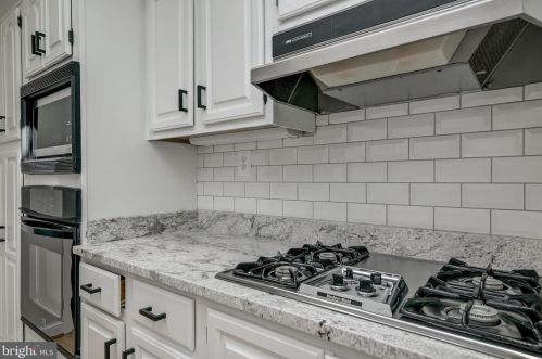 12811 Camellia Dr, Silver Spring MD 20906-3315 exterior