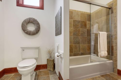 2165 Charlton Rd, Saint Paul MN  55118-4738 exterior