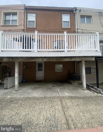 2817 13 St, Philadelphia PA  19133-1208 exterior