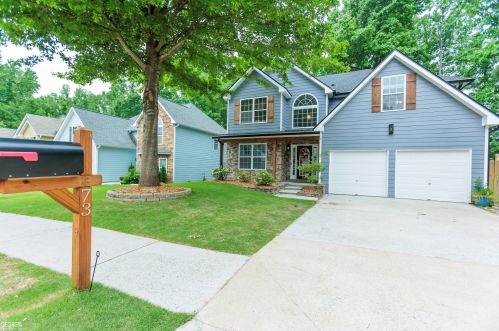 73 Briandwood Dr, Newnan, GA 30265-6239