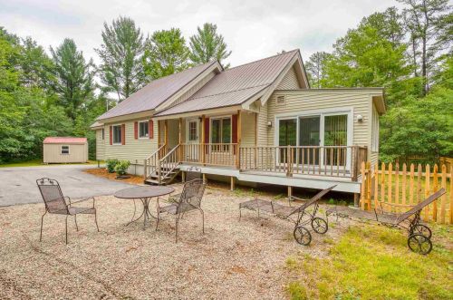 62 Pleasant Dr, Freedom, NH 03836-4637