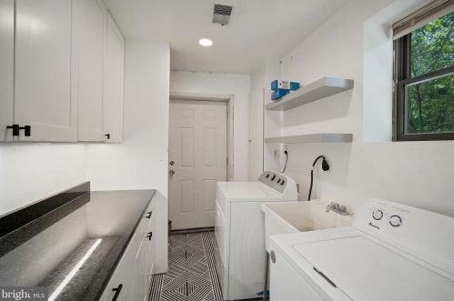 11822 Gordon Rd, Silver Spring MD  20904-2818 exterior