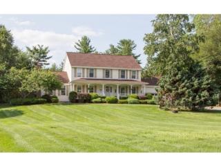 46 Litchfield Rd, Londonderry, NH 03053-2623