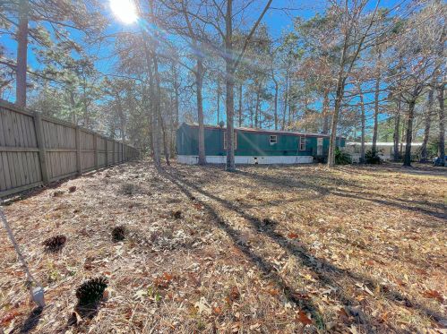 615 Barn Rd, Bonneau, SC 29431-8425
