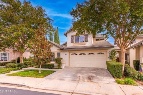 2050 Freesia Ave, Simi Valley, CA 93063-3534