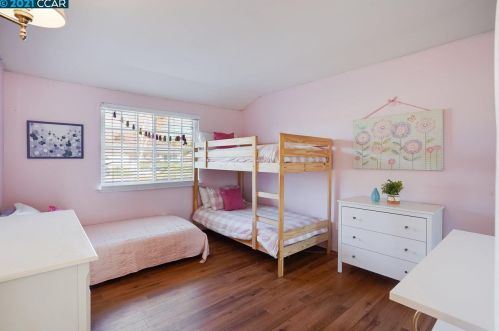 5210 Jomar Dr, Concord CA  94521-2343 exterior